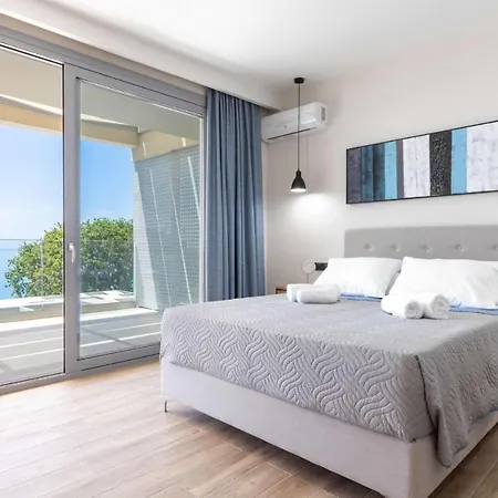 Villa Alonaki Paramonas (Corfu)