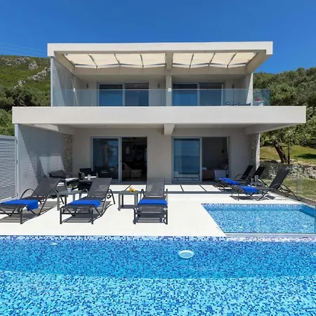 Villa Alonaki Paramonas (Corfu)