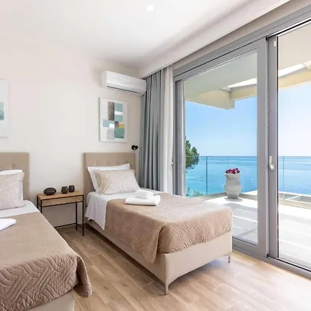 Villa Alonaki *